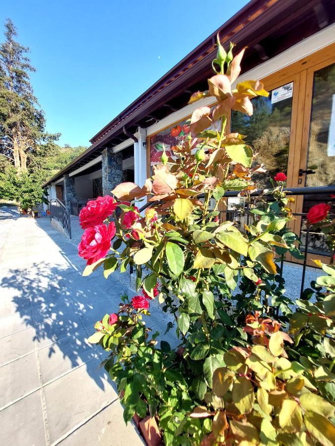 Agros Green Valley Suites Limassol Bagian luar foto